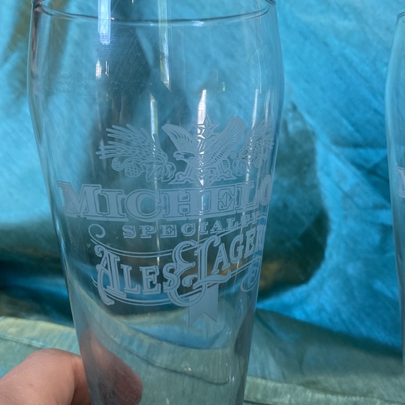 Michelob Specialty Ales & Lagers Etched Glasses, Set of 2 - Picture 7 of 8